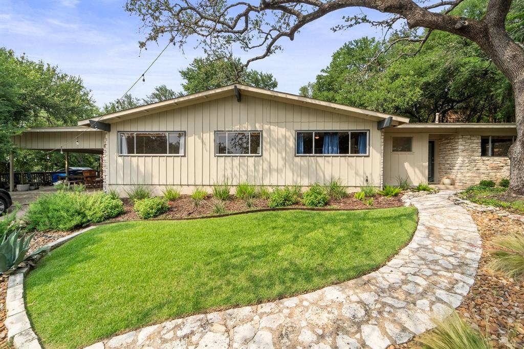 Primary Photo - 2402 Rockingham Cir