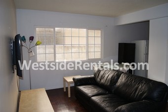 Primary Photo - 1637 Berkeley St