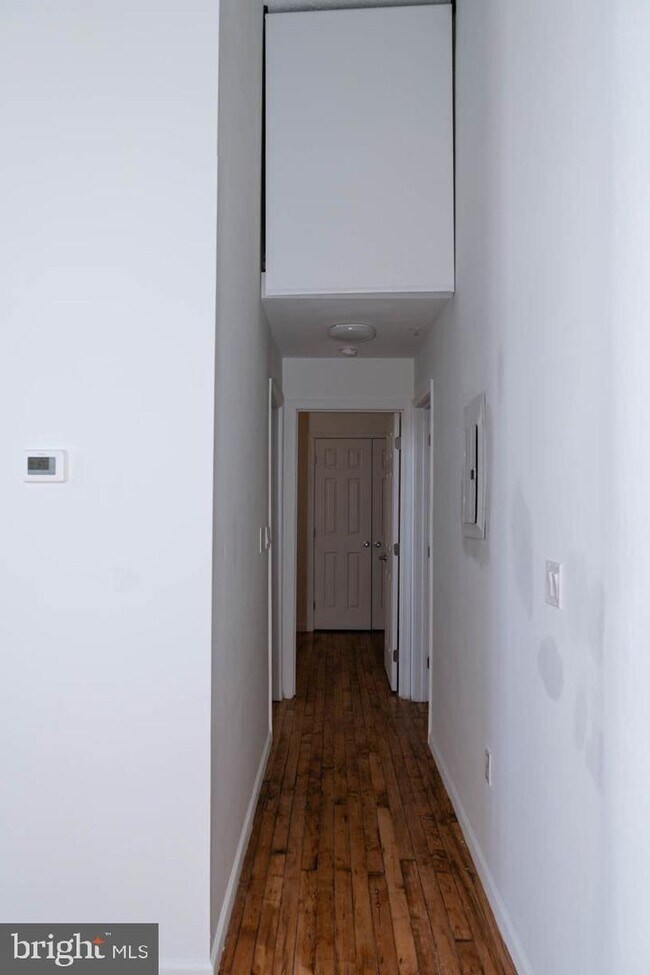 Building Photo - 1217 Spring Garden St