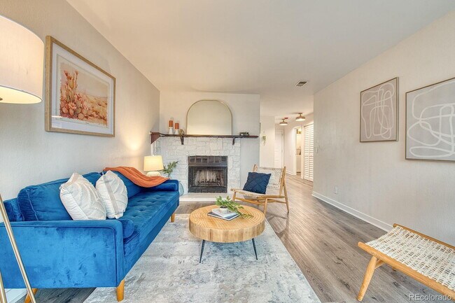Foto del edificio - 8635 Clay St