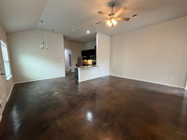 Foto del edificio - Luxury 3/2 Duplex in Seguin, Texas