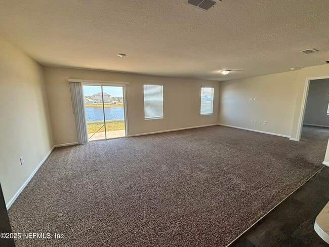 Foto del edificio - 15668 Palfrey Chase Dr