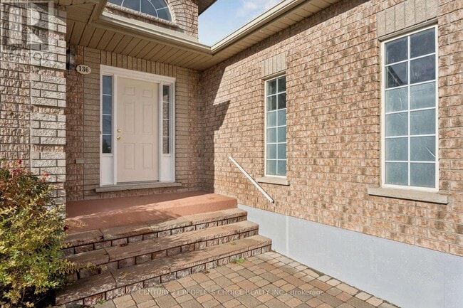 Building Photo - 136 Marsellus Dr