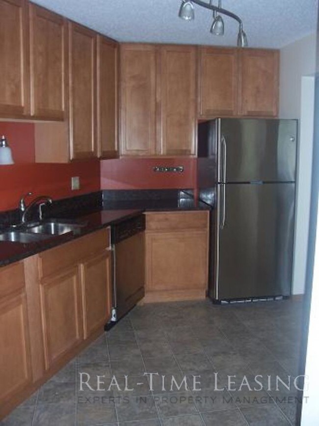 Foto del edificio - 720 3rd Ave NE