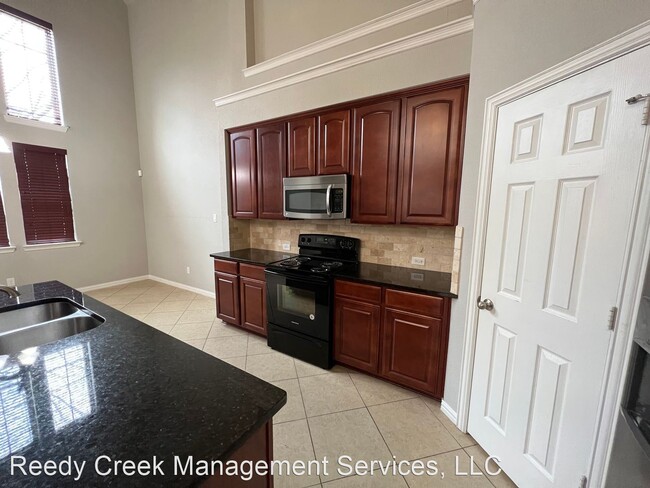 Building Photo - 3 br, 3.5 bath House - 4329 Peregrine Way