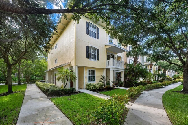Building Photo - 245 Murcia Dr