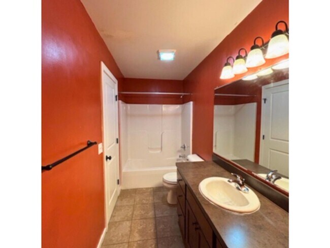 Foto del edificio - 3780 Timberlake Ct SE