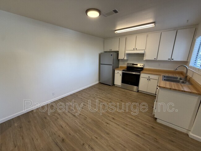 Foto del edificio - 1825 Roanoke Ave