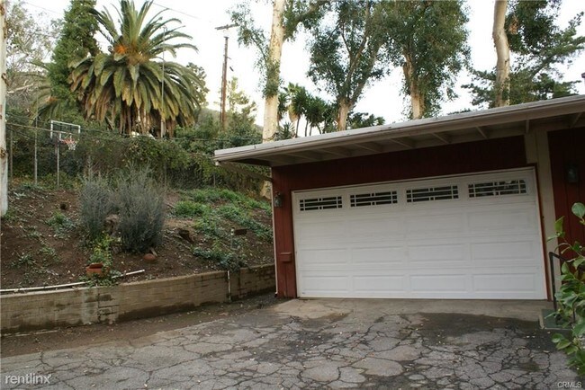 Building Photo - 3 br, 2 bath House - 1639 Woodglen Ln