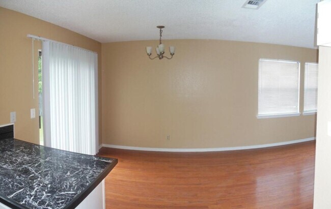 Building Photo - 3-Bedroom House for Rent in Killeen