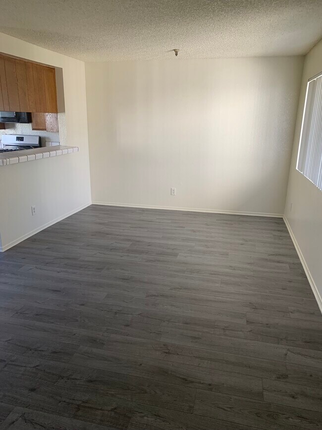 Living room - 11440 Freeman Ave