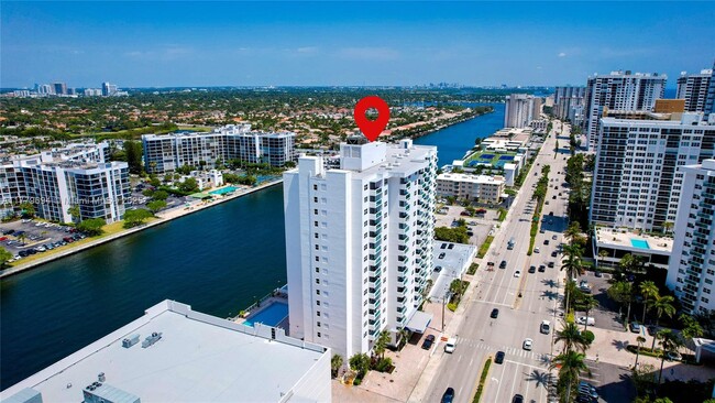 Building Photo - 3000 S Ocean Dr