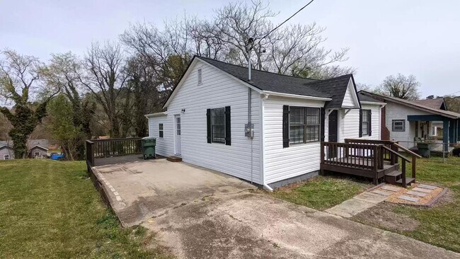 Foto del edificio - 611 Shannon Ave
