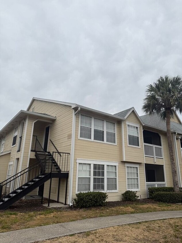 Beautifully remodeled 2/2 condo in Tradewinds, Metrowest! - Beautifully remodeled 2/2 condo in Tradewinds, Metrowest!