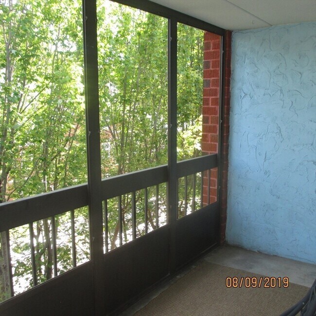 Foto del edificio - 180 Green St