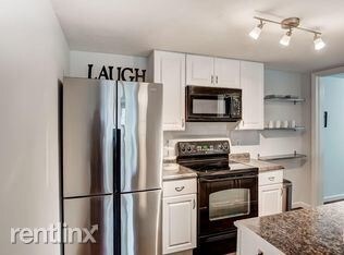 Building Photo - 1 br, 1 bath Condo - 3043 La Vista Dr # 42