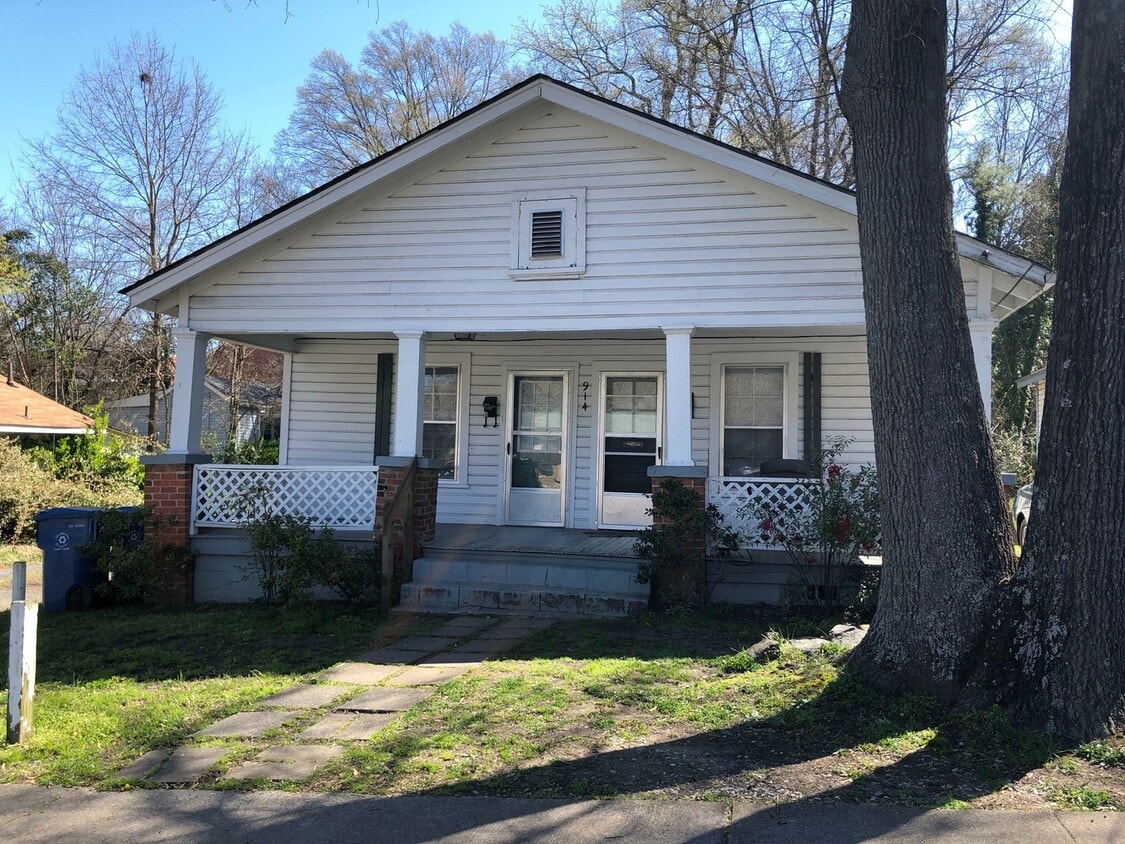 Photo - 914 Berkeley Street