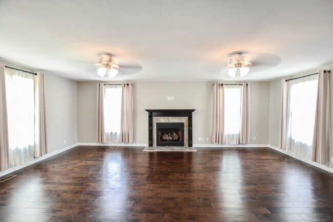Foto del edificio - Pet Friendly in Woodlawn!