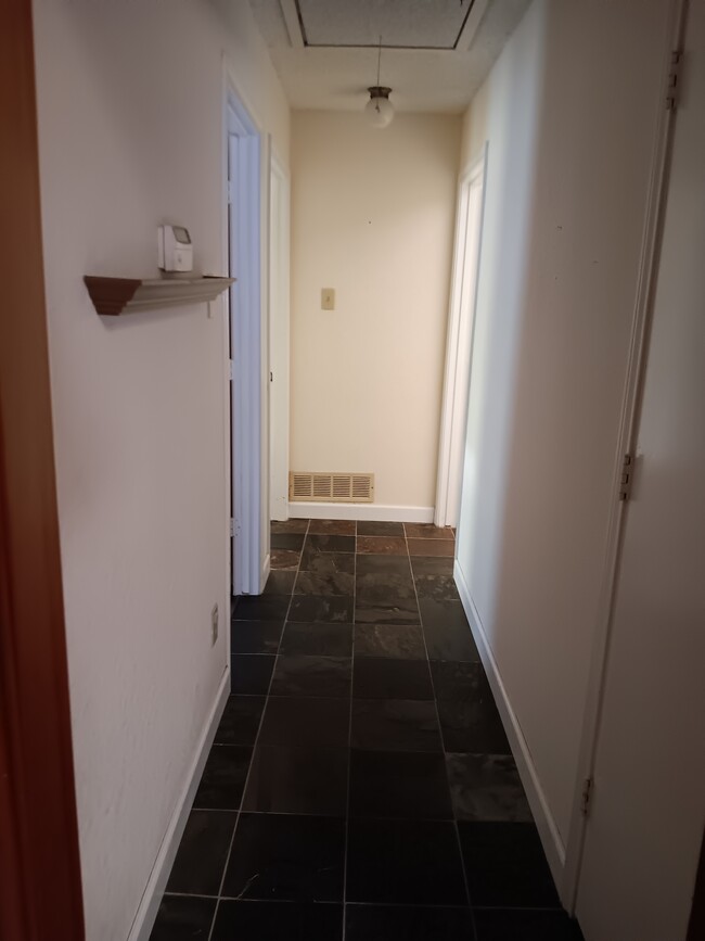 Building Photo - 3604 Sailmaker Ln