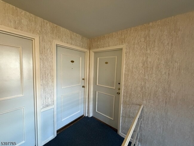 Foto del edificio - 245 Passaic Ave