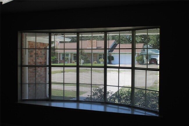 Foto del edificio - 121 Mary Ln