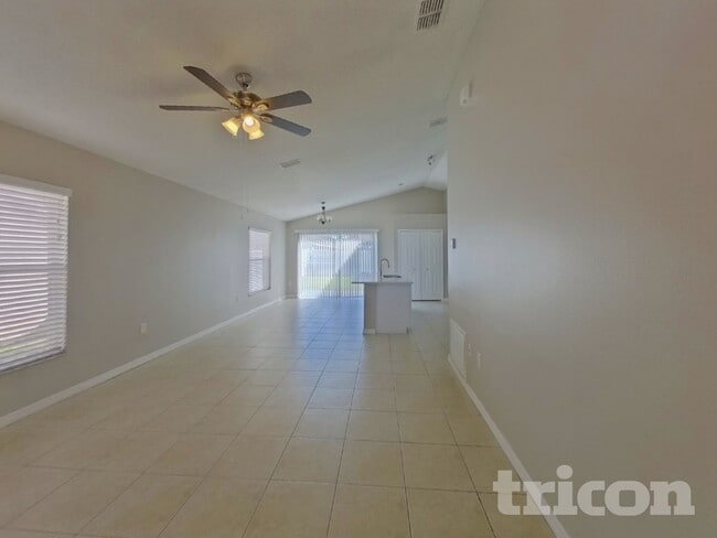 Building Photo - 2412 Cedarfield Ln