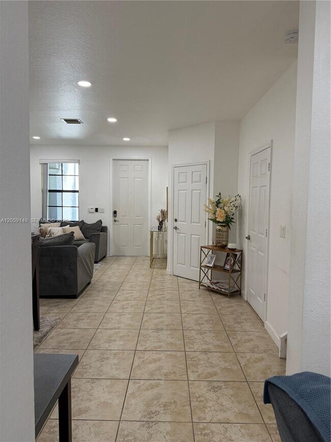 Foto del edificio - 11302 NW 88th Terrace