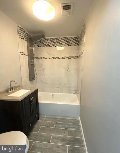 Foto del edificio - 8829 Welbeck Way