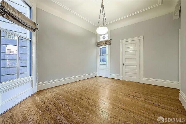 Foto del edificio - 1241 Fulton St