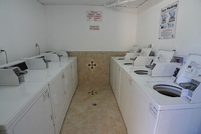 Building Photo - Acre Heights