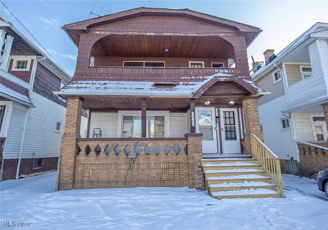 Primary Photo - 3469 W 119th St