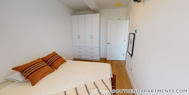 Foto del edificio - 1 Newcomb St