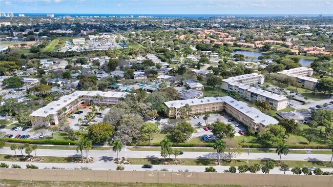 Building Photo - 606 SW Natura Blvd