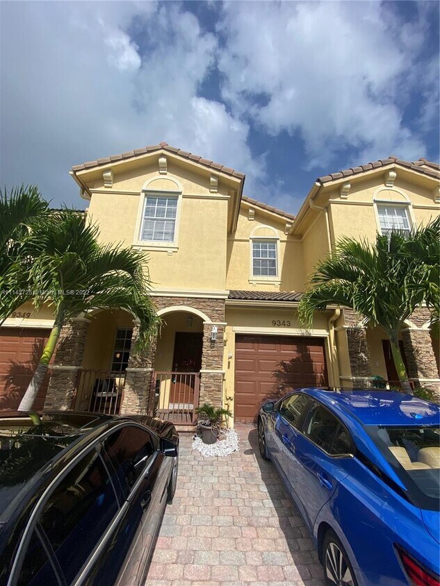 Primary Photo - 9343 SW 220th Terrace