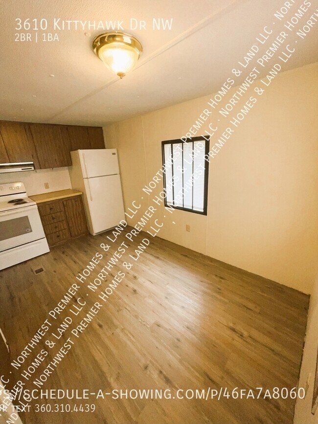 Foto del edificio - 3610 Kittyhawk Dr NW