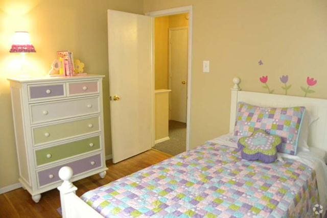 Bedroom - Townsend Square