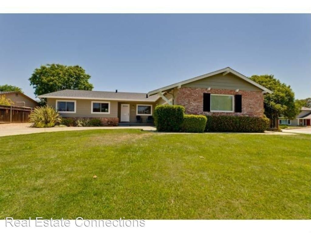Primary Photo - 4 br, 3 bath House - 1124 Corvallis Drive
