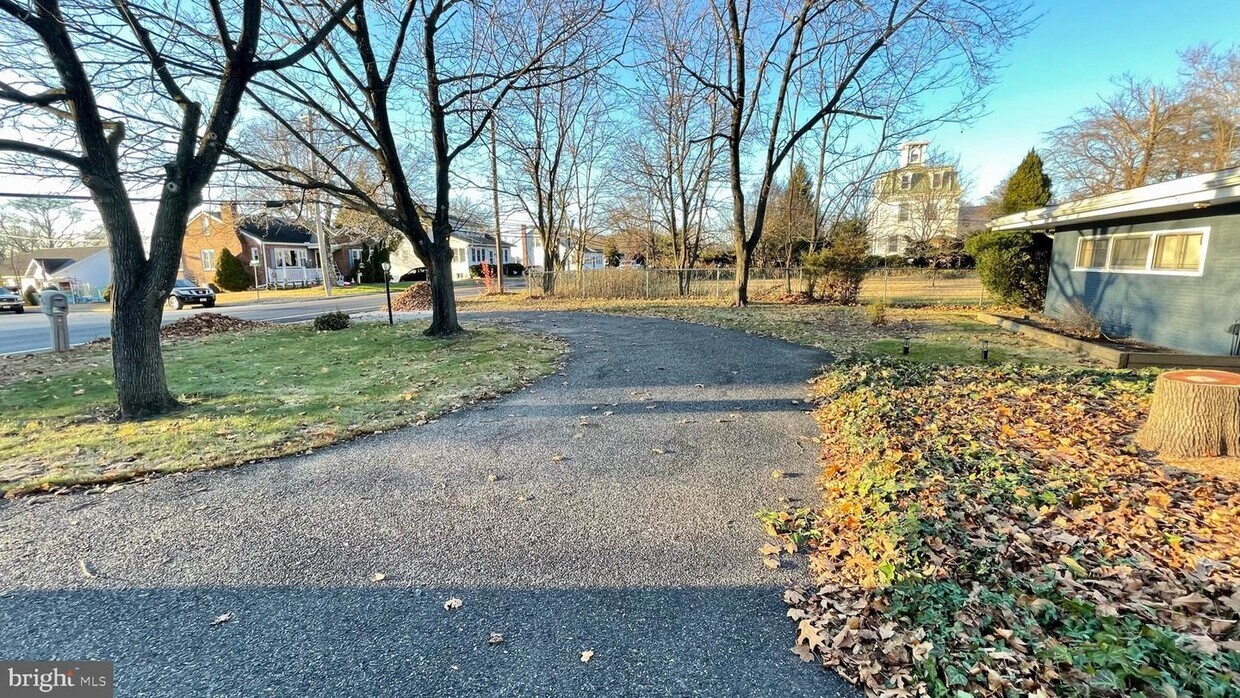 Foto principal - 1103 Red Bank Ave