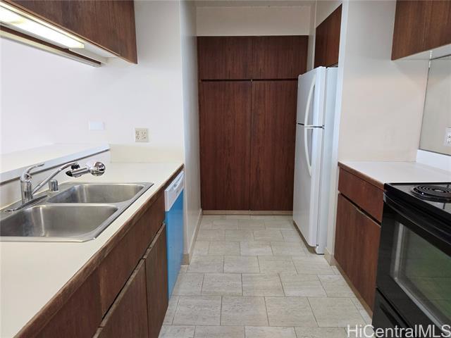 Foto del edificio - 581 Kamoku St