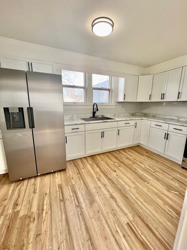 Foto del edificio - 4 Bedroom House in New Haven