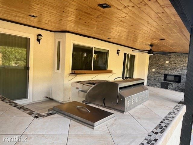 Building Photo - 4 br, 2.5 bath House - 21911 Bacalar