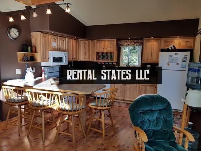Building Photo - 3 bedroom in Moose Pass AK 99631