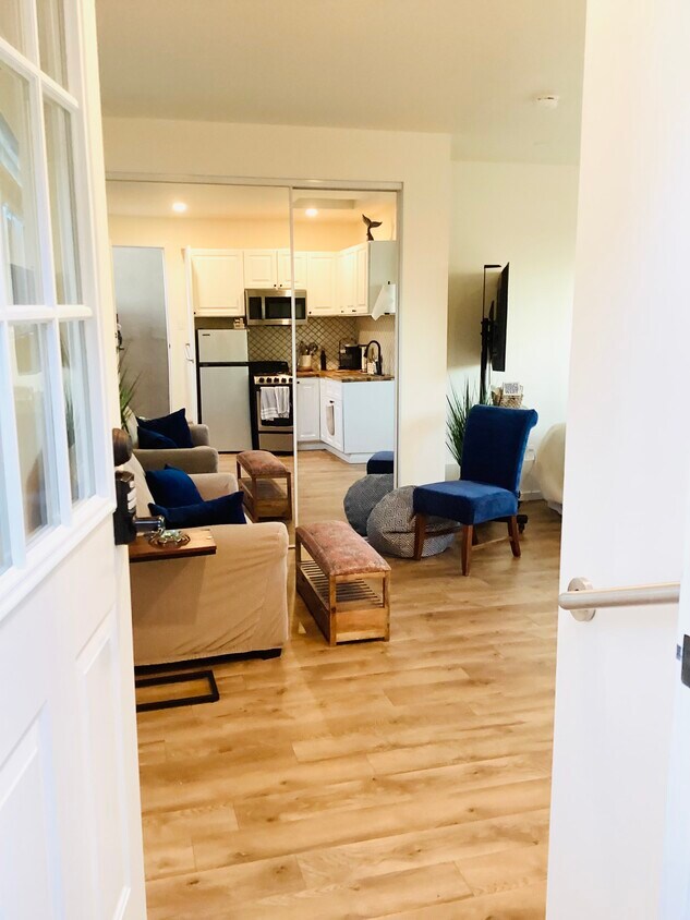 Foto principal - 1630 W 27th St