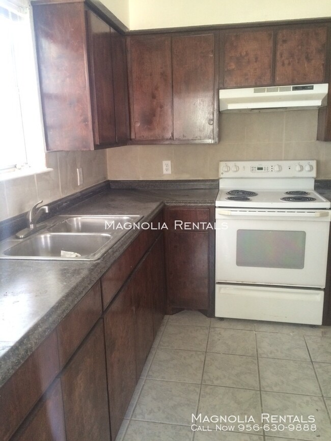 Foto del edificio - 402 S 9th St