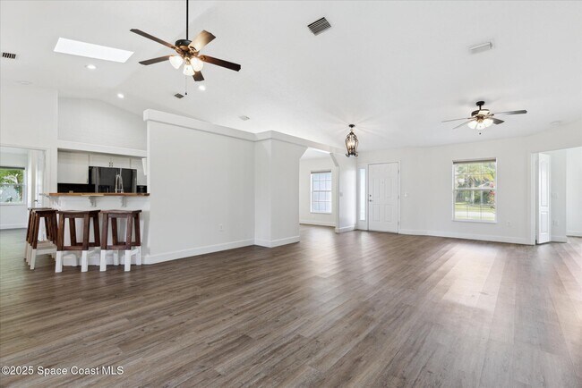 Foto del edificio - 1227 Winding Meadows Rd