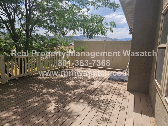 Building Photo - Gorgeous 3 Bed/3.5 Bath Home!!!