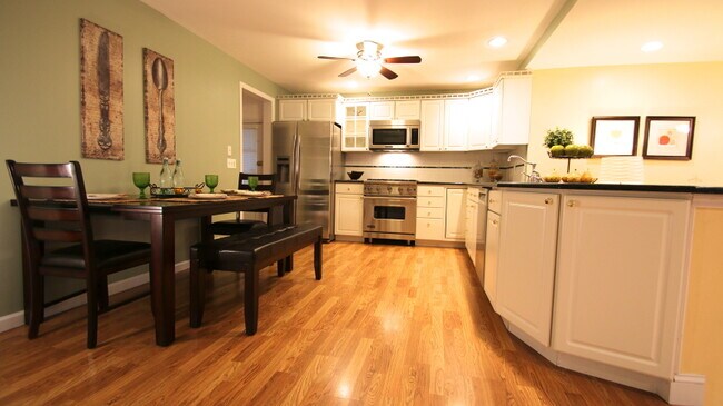 Building Photo - 25 Briant Pkwy