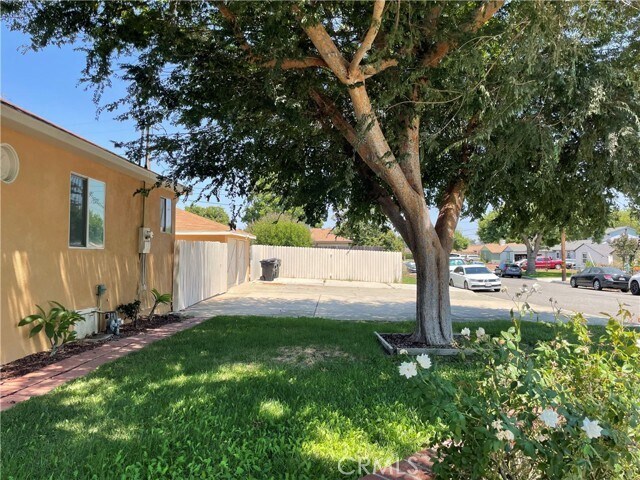 Building Photo - 8259 Archibald Ave