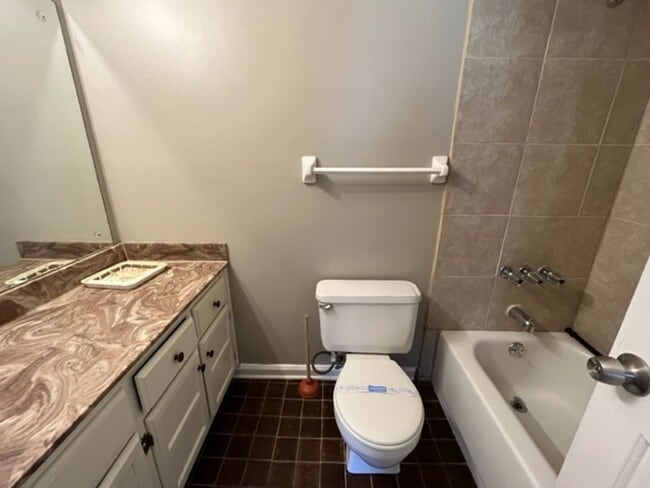 Building Photo - Renovated 3 Bedroom 2 Bath Home for Rent!!