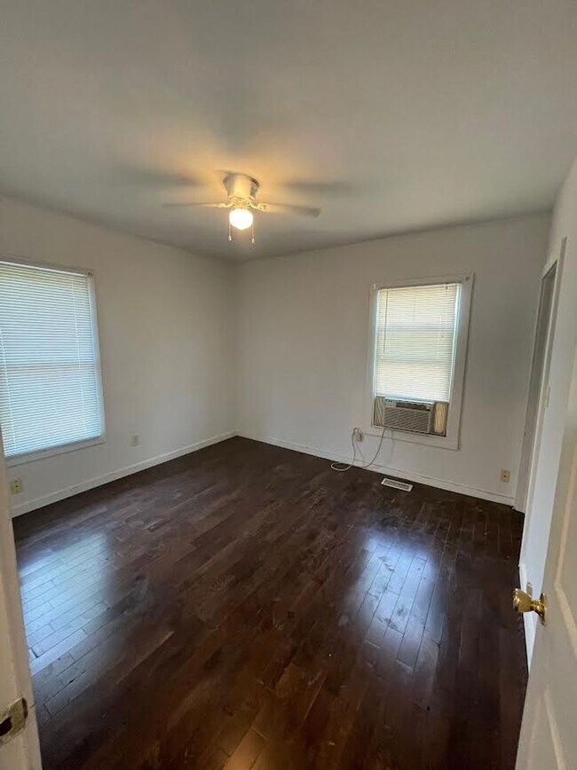 Foto del edificio - E Hudson St 171-173 NSLLC